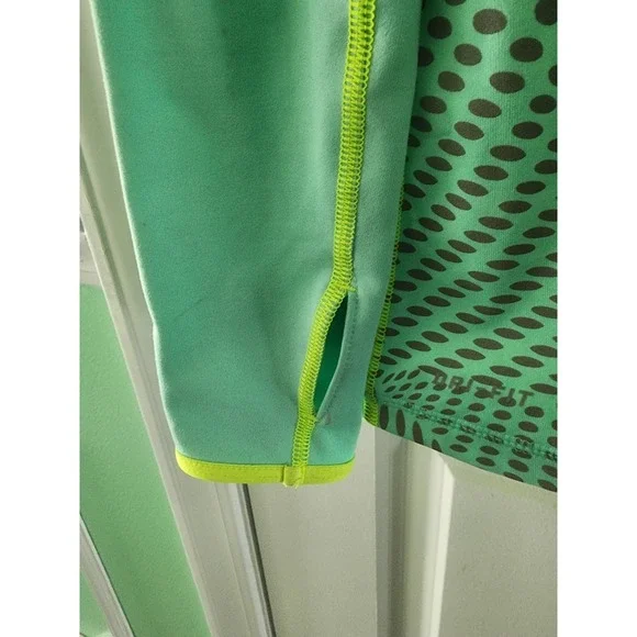 Nike Pro 1/4 Zip Pullover Long Sleeve Jacket Green Polka Dot Womens Medium - Picture 6 of 8